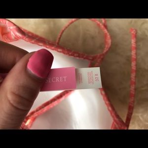 Victoria secret size 32b swim top